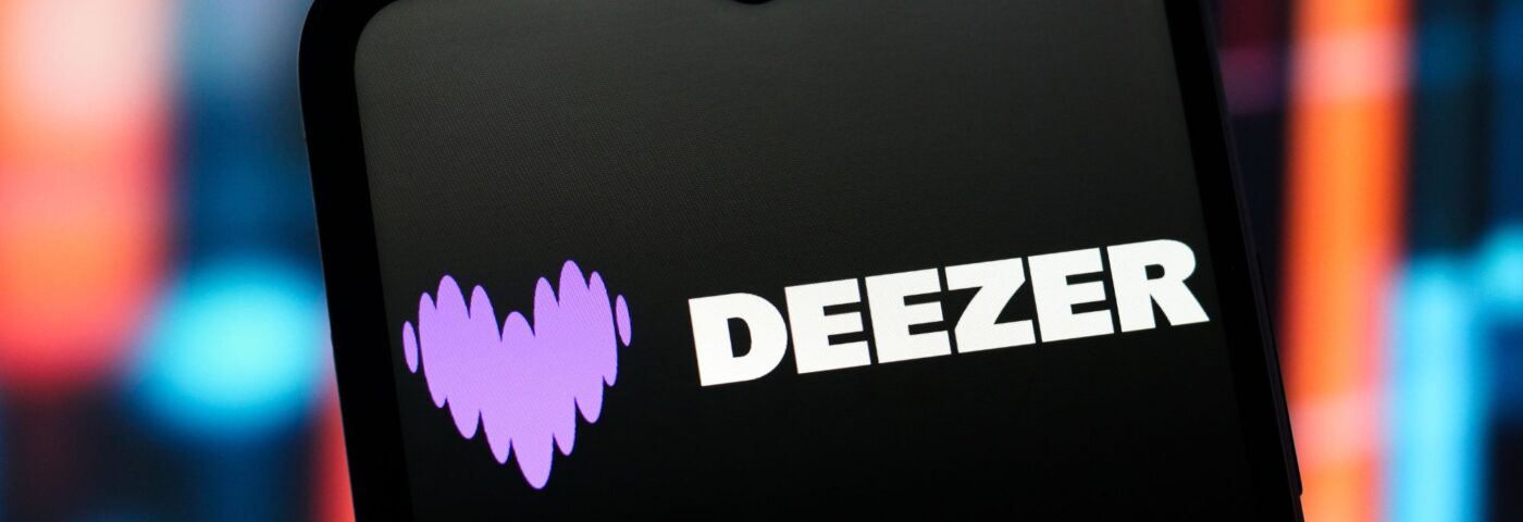 Deezer révèle que 28% de la musique téléchargée sur la plate-forme est entièrement générée par l'AI
