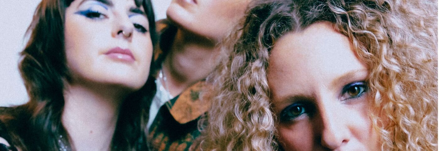 Dream Nails « Célébrez être ouvert à la fois à l'extase et à la douleur » sur « Primal » New Single 'The Information' Dream Nails « Célébrez être ouvert à la fois à l'extase et à la douleur » sur « Primal » New Single 'The Information'