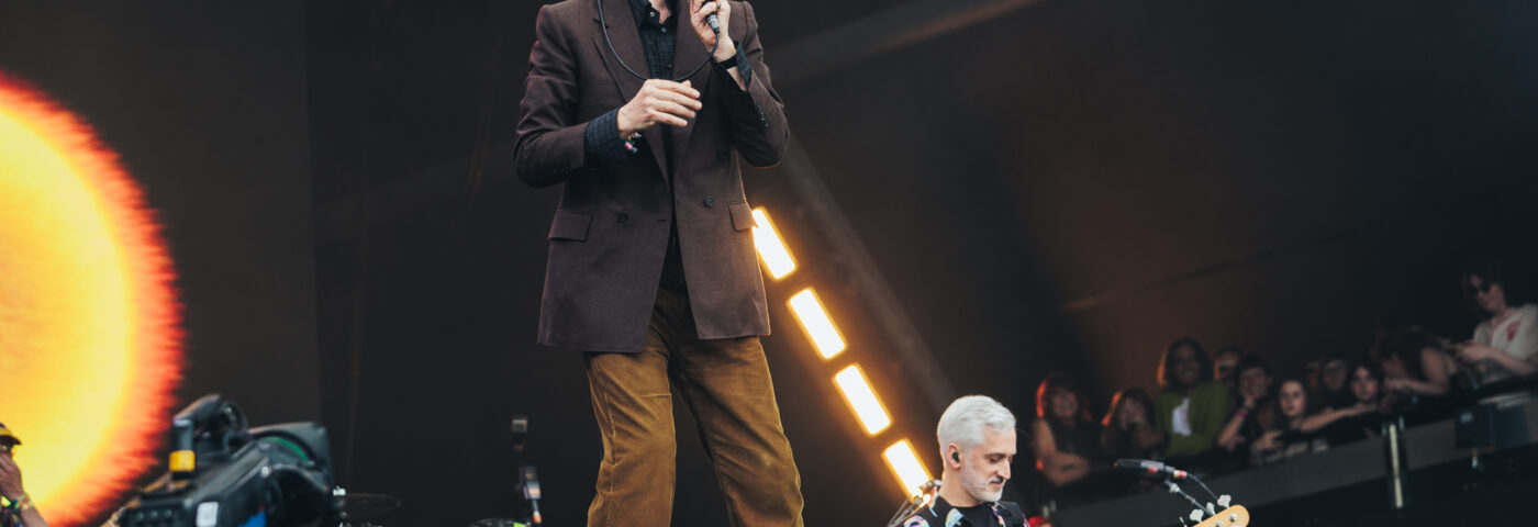 Fan Pulp fait de la lanterne géante de Jarvis Cocker pour célébrer son 62e anniversaire