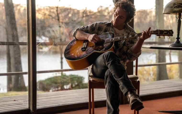 Jeremy Allen White "Superbe" comme Springsteen, dites d'abord «Delive Me From Nowhere»