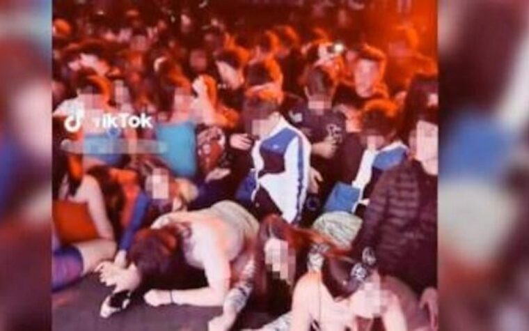 Le perreo : cette danse adorée des jeunes qui inquiète les parents
