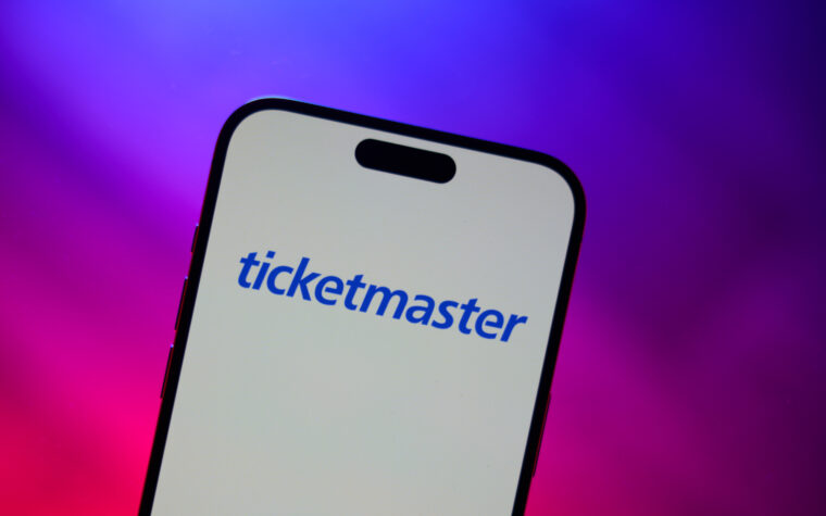 Les régulateurs américains poursuivent Ticketmaster et Live Nation sur des tactiques de billets de revente