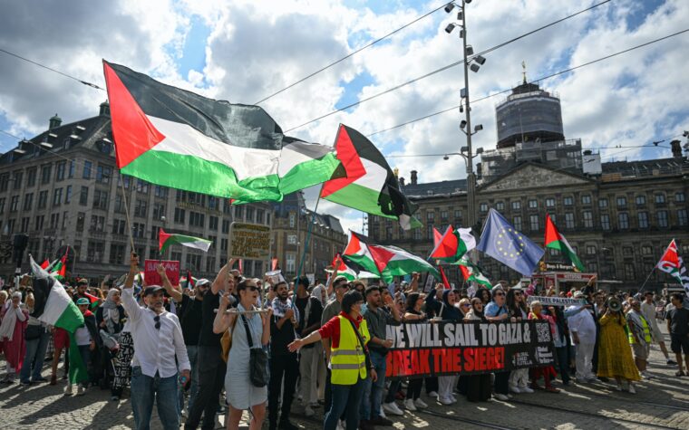 Les stations de radio indépendantes néerlandaises annoncent une diffusion de 15 heures pour collecter des fonds pour la Palestine