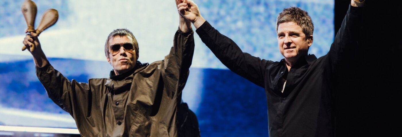 Oasis lance «Project Rock N 'Roll Stars», vendant des tirages à «remettre la musique dans les écoles d'État britanniques»