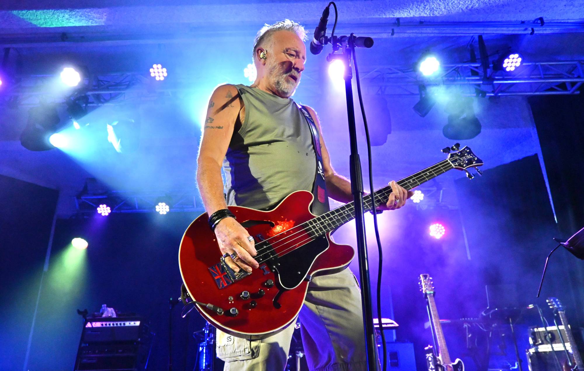 Peter Hook et The Light at Miami Beach Bandshell le 14 juin 2025 (photo de Manny Hernandez / Getty Images)