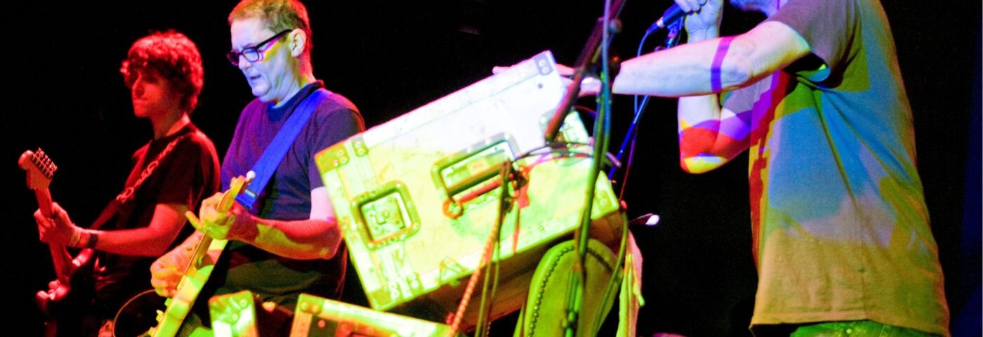 Regardez Butthole Surfers se réunir pour la première performance en huit ans