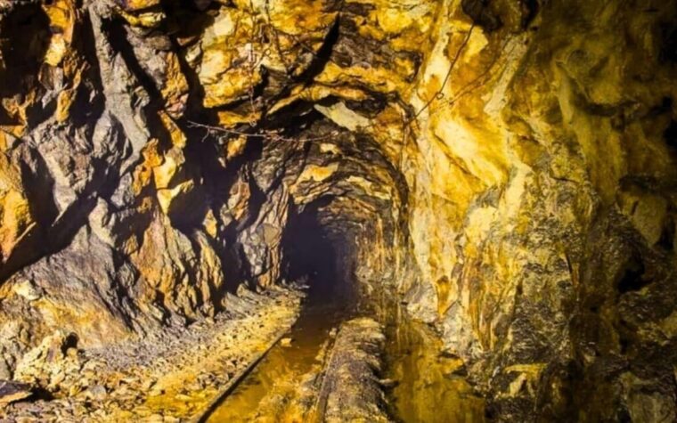 Un gisement d’or colossal de 78 milliards € découvert sous la Chine