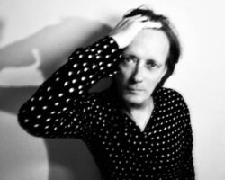 Roger O'Donnell du Cure sur le cancer, un nouvel album solo «Projections», et quelle est la prochaine étape