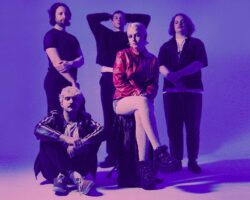 Just Mustard explique comment la "folle expérience" de la tournée avec The Cure a inspiré leur nouvel album