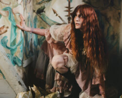 un exorcisme communautaire de la douleur familière