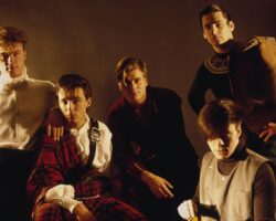 Écoutez la version live déterrée de « Glow » du Spandau Ballet – inédite depuis 1982
