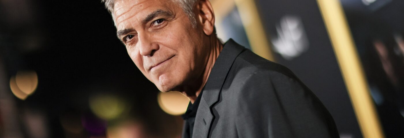 George Clooney se souvient de la fois où Frank Sinatra lui a crié dessus George Clooney se souvient de la fois où Frank Sinatra lui a crié dessus