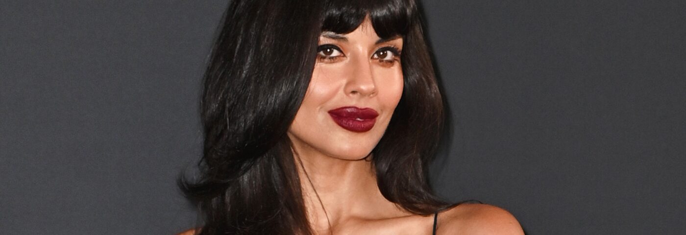 Jameela Jamil a accidentellement eu un orgasme alors qu'elle jouait devant 6 000 agriculteurs Jameela Jamil a accidentellement eu un orgasme alors qu'elle jouait devant 6 000 agriculteurs