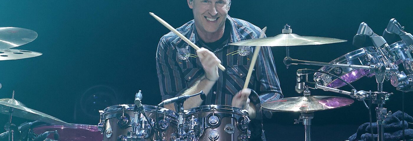 Josh Freese retrouvera Weezer Josh Freese retrouvera Weezer