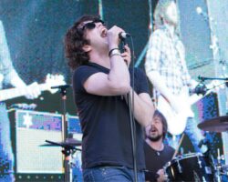 "L'un des plus grands frontmen à avoir jamais foulé une scène"