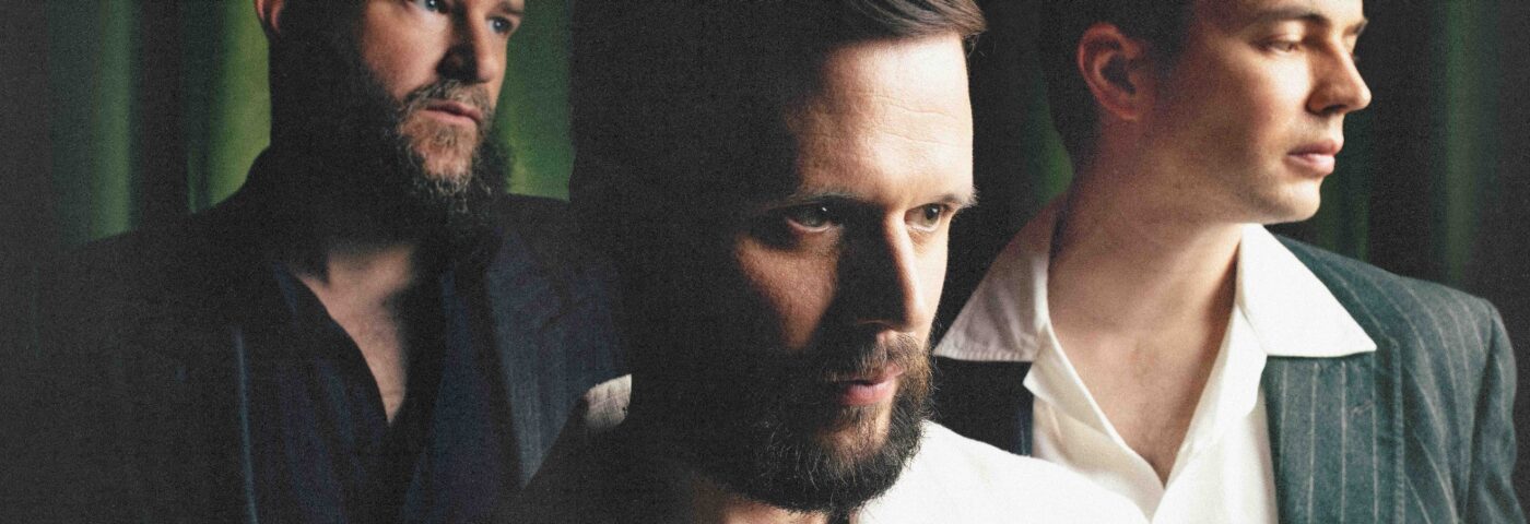 La bande originale de White est de ma vie de Harry McVeigh