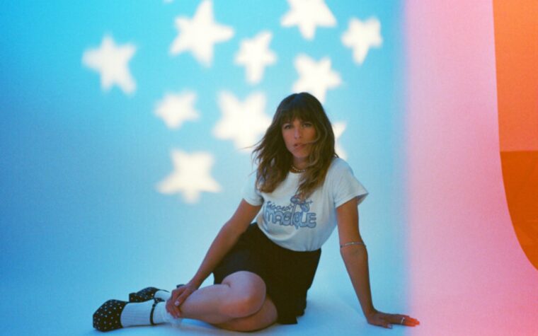 La chambre Echo de Melody's Echo annonce un nouvel album «  Unclouded '' avec un single de rêve «  In The Stars '' et 2026 UK, European and North American Tour