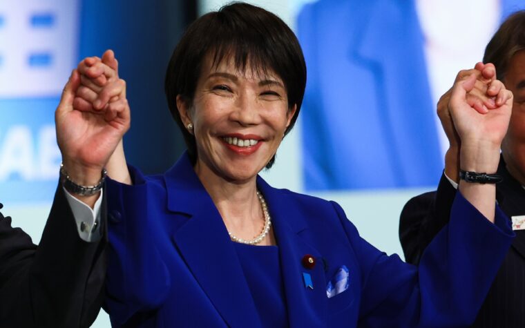 La première femme Premier ministre du Japon, Sanae Takaichi, est également une batteuse de heavy metal.