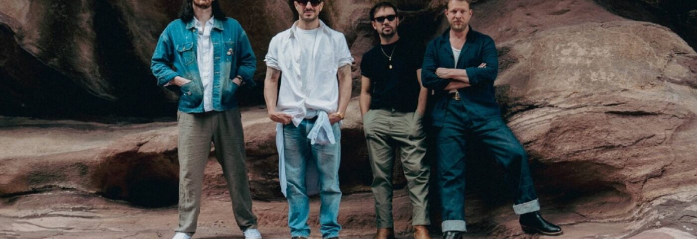 Mumford & Sons et Hozier s'associent pour un nouveau single « Rubber Band Man » Mumford & Sons et Hozier s'associent pour un nouveau single « Rubber Band Man »
