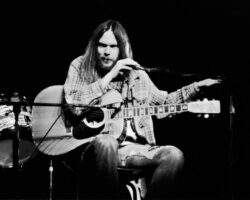 Neil Young annonce une réédition du 50e anniversaire de "Tonight's The Night"