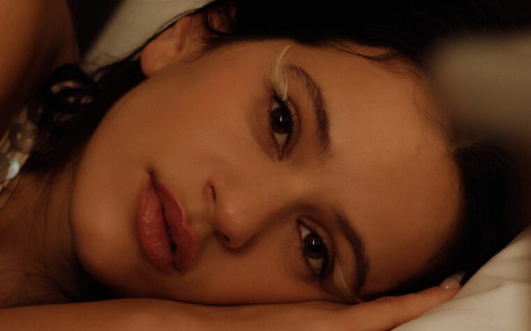 Rosalía partage son nouveau single épique "Berghain" avec Björk et Yves Tumor