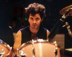 Thommy Price, batteur de Joan Jett et Billy Idol, est décédé à l'âge de 68 ans