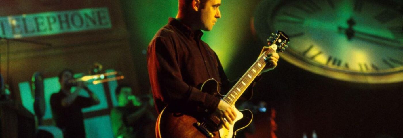 « Je joue toujours de ma guitare originale de 1984 lors de la tournée Oasis 2025 »