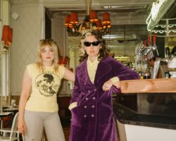 Picture Parlor sur la « catharsis mentale » de leur premier album et la communauté qui se forme autour du groupe