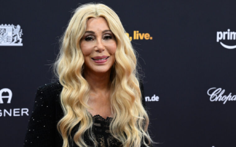 Cher, Ariana Grande et Lily Allen annoncées pour les derniers épisodes de "SNL" de 2025