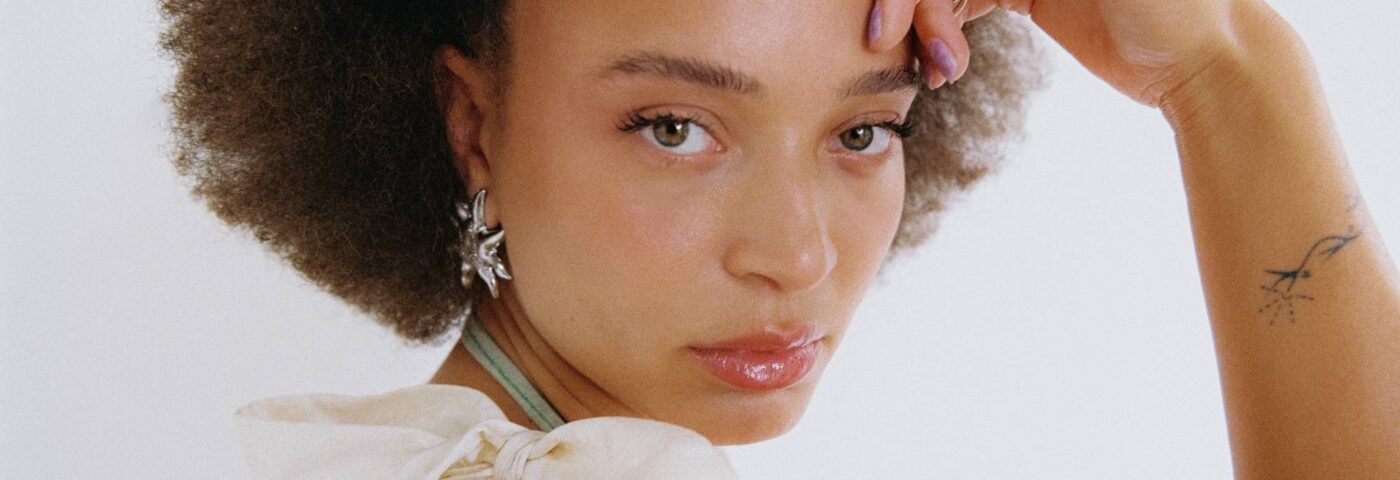 Connie Constance revient avec un nouveau single « The Offer »