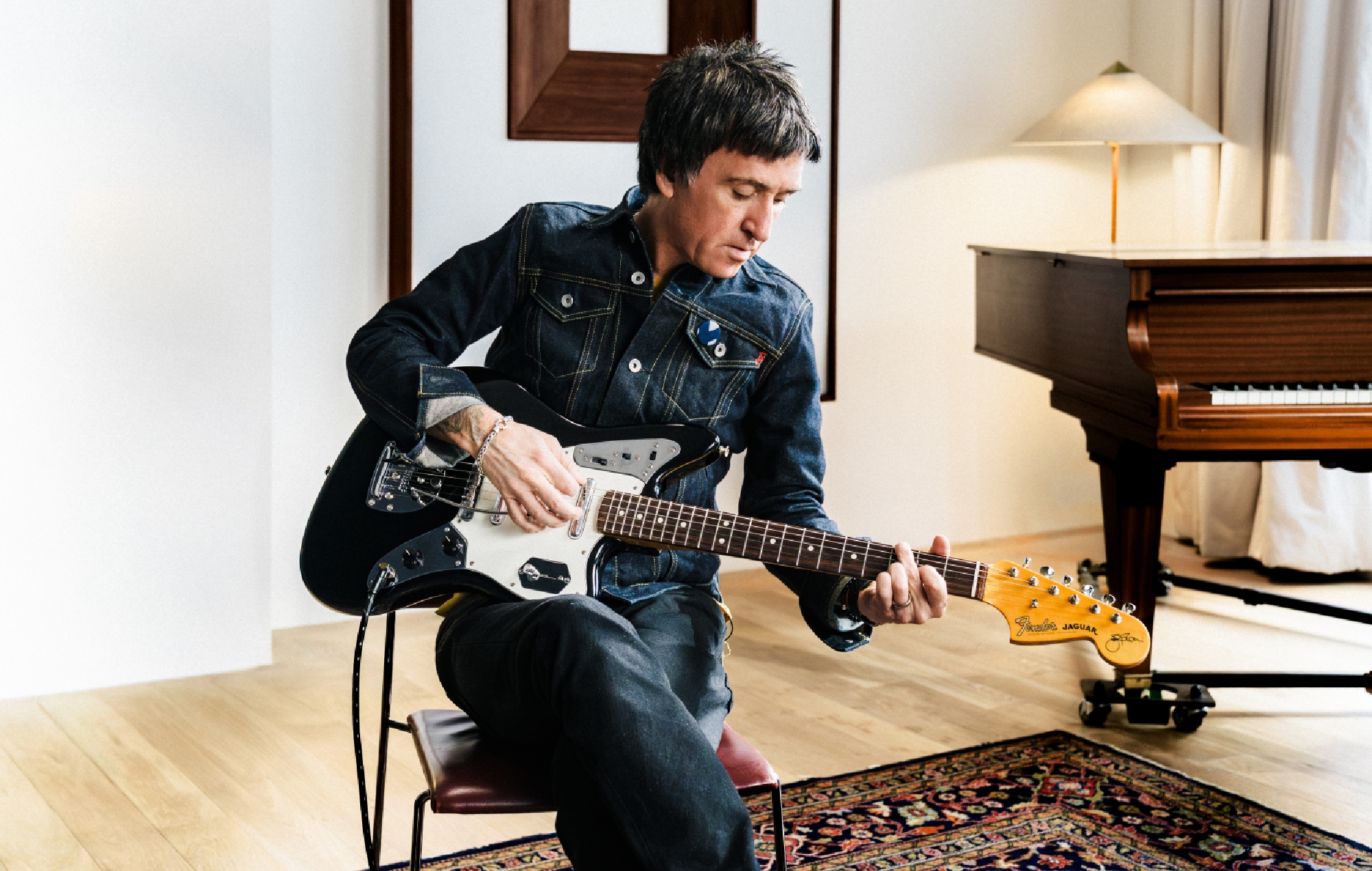 Johnny Marr jouant Fender Jaguar