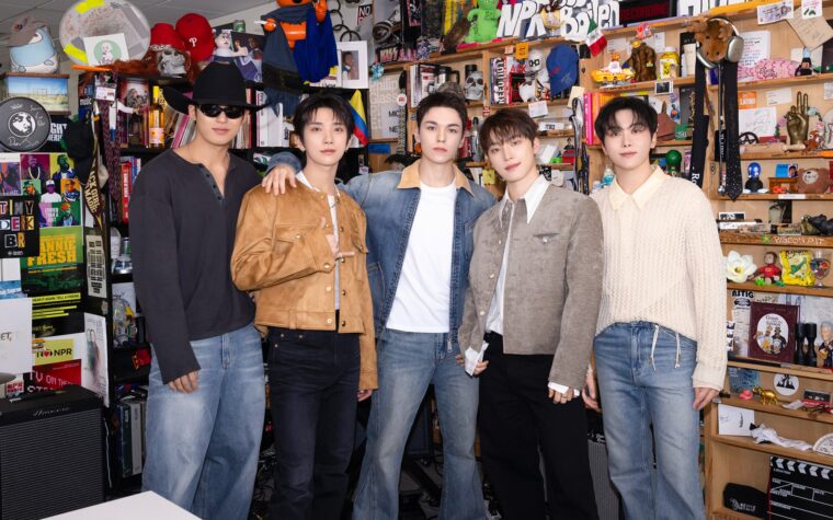SEVENTEEN entre dans l’histoire en tant que premier groupe de K-pop à donner le concert « Tiny Desk »