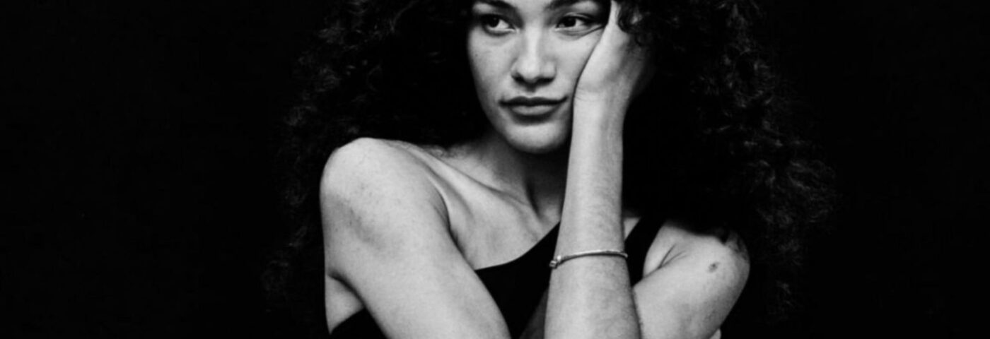 Ticketmaster a mis un plafond sur la revente de billets d'Olivia Dean après qu'elle ait demandé qu'ils « soient meilleurs »