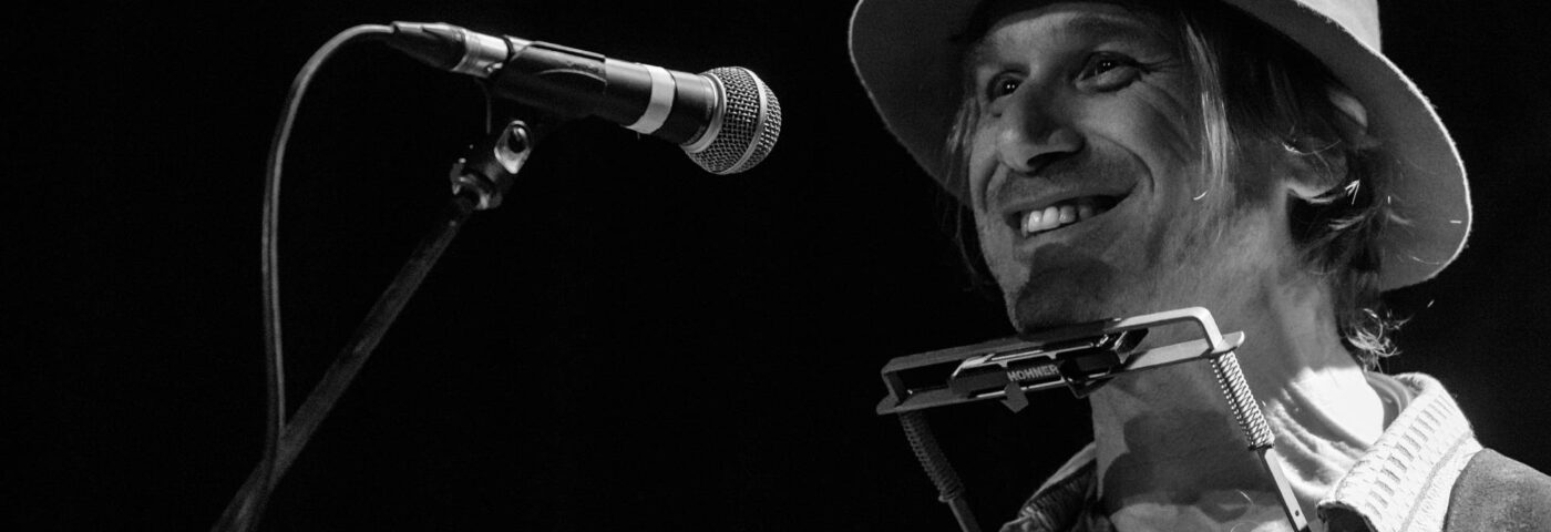 Todd Snider, auteur-compositeur-interprète influent de country alternatif, est décédé à l'âge de 59 ans