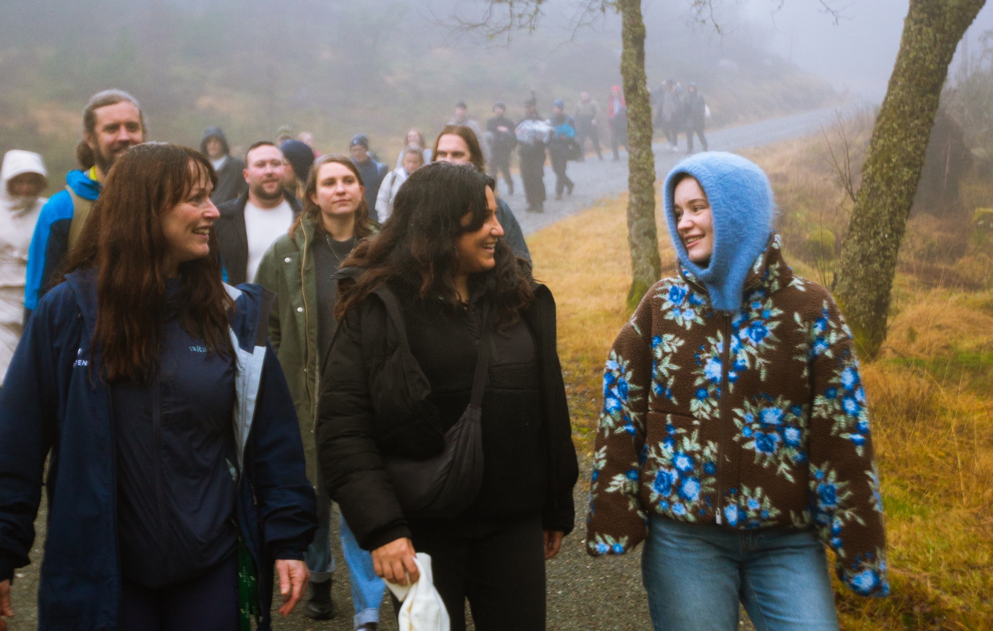 Sigrid avec des fans dans le documentaire DHL FAST-TRACK.
