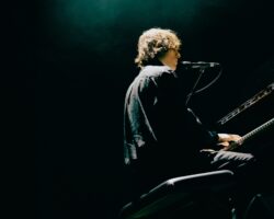 Le show solo de Cameron Winter à New York filmé par Paul Thomas Anderson