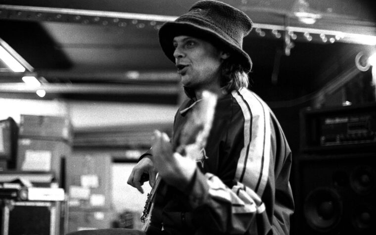 La cause du décès de Mani, légende de Stone Roses et Primal Scream, révélée La cause du décès de Mani, légende de Stone Roses et Primal Scream, révélée