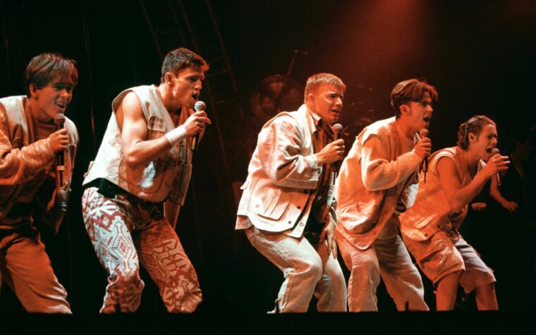 Netflix partage un premier aperçu des docu-séries Take That montrant l'histoire « profondément personnelle » du groupe Netflix partage un premier aperçu des docu-séries Take That montrant l'histoire « profondément personnelle » du groupe