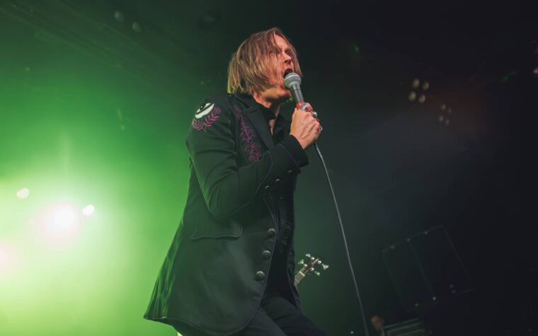Regardez Refused jouer son spectacle d'adieu et terminez en beauté avec « New Noise » Regardez Refused jouer son spectacle d'adieu et terminez en beauté avec « New Noise »