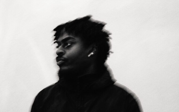 Ceebo donne la parole aux luttes de sa génération Ceebo donne la parole aux luttes de sa génération