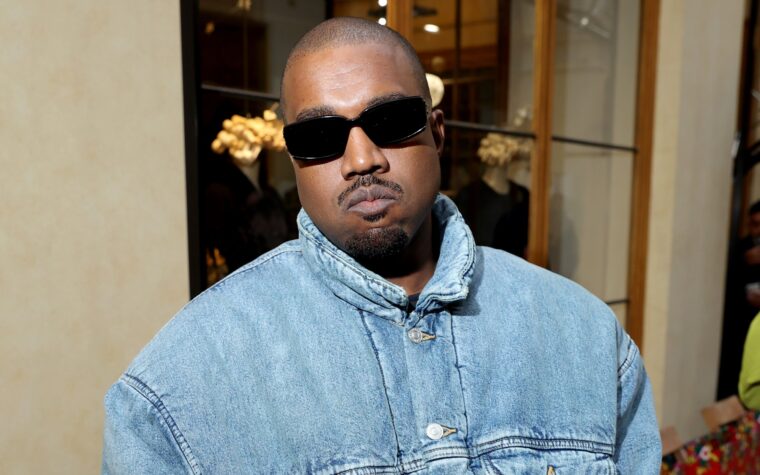 L'équipe de Kanye West répond aux spéculations selon lesquelles le nouvel album « BULLY » comporterait l'IA alors que la date de sortie et la tracklist ont été révélées L'équipe de Kanye West répond aux spéculations selon lesquelles le nouvel album « BULLY » comporterait l'IA alors que la date de sortie et la tracklist ont été révélées