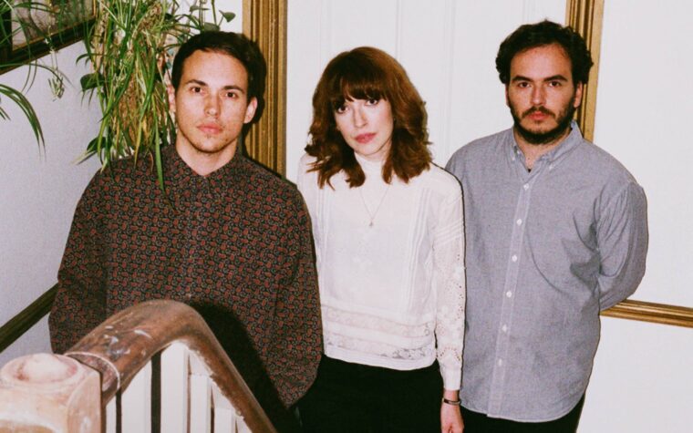 Sa fille fête les 10 ans de « Not To Disparaître » avec la chanson veloutée inédite « Not Enough » Sa fille fête les 10 ans de « Not To Disparaître » avec la chanson veloutée inédite « Not Enough »