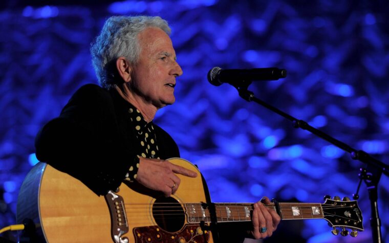 Billy Steinberg, auteur-compositeur de « Like a Virgin », « True Colors » et « Eternal Flame », est décédé à l'âge de 74 ans Billy Steinberg, auteur-compositeur de « Like a Virgin », « True Colors » et « Eternal Flame », est décédé à l'âge de 74 ans