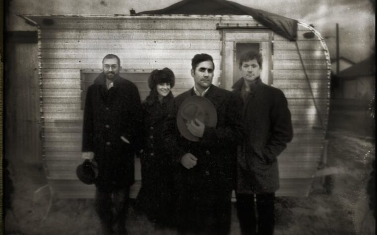 DeVotchKa célébrera le 20e anniversaire de la musique de « Little Miss Sunshine » avec une tournée au Royaume-Uni en 2026 DeVotchKa célébrera le 20e anniversaire de la musique de « Little Miss Sunshine » avec une tournée au Royaume-Uni en 2026