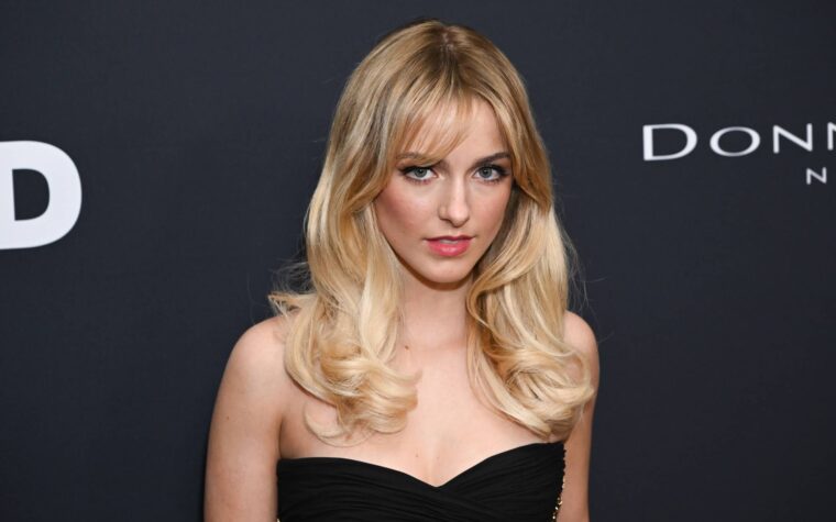 Mckenna Grace rejoint Ice Nine Kills pour l'hymne de « Scream 7 » Mckenna Grace rejoint Ice Nine Kills pour l'hymne de « Scream 7 »