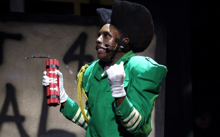 Regardez la performance explosive de Tyler, the Creator aux Grammys 2026 de « Thought I Was Dead » et « Sugar On My Tongue » Regardez la performance explosive de Tyler, the Creator aux Grammys 2026 de « Thought I Was Dead » et « Sugar On My Tongue »