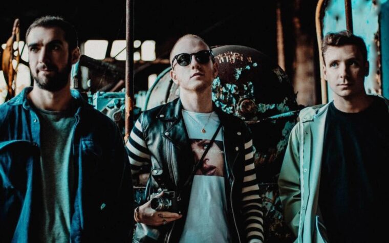 Two Door Cinema Club annonce un grand spectacle pour son 15e anniversaire au Madison Square Garden de New York Two Door Cinema Club annonce un grand spectacle pour son 15e anniversaire au Madison Square Garden de New York