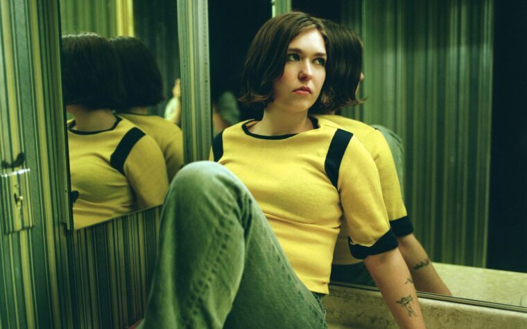 « Une grande partie du nouvel album essaie activement de me garder humain et intact » « Une grande partie du nouvel album essaie activement de me garder humain et intact »