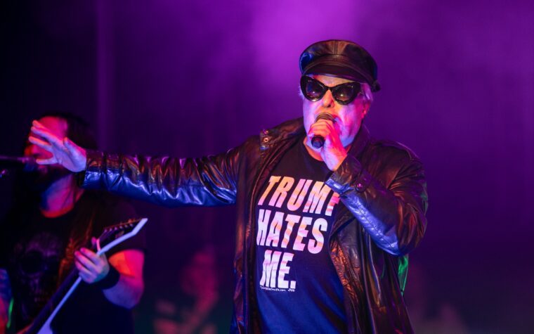 Jello Biafra, ancien leader des Dead Kennedys, hospitalisé après un accident vasculaire cérébral Jello Biafra, ancien leader des Dead Kennedys, hospitalisé après un accident vasculaire cérébral