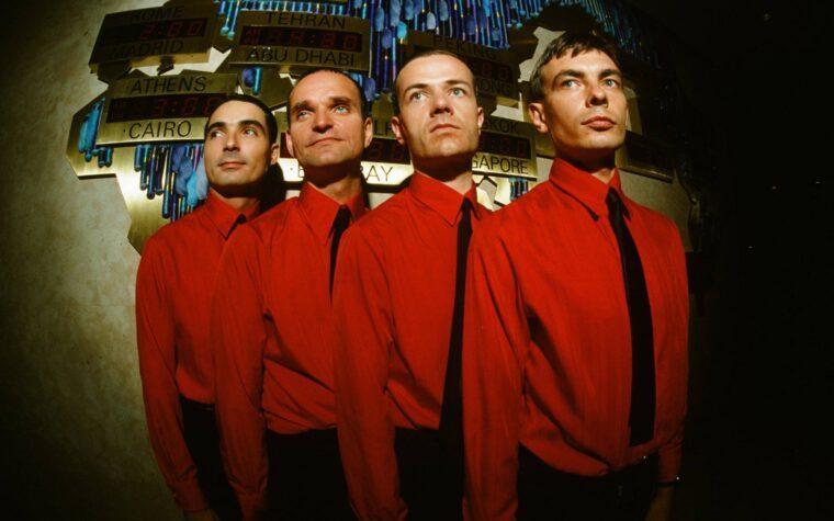 Kraftwerk annonce des rééditions « vivantes » pour le 50e anniversaire de « Radio-Activity » Kraftwerk annonce des rééditions « vivantes » pour le 50e anniversaire de « Radio-Activity »